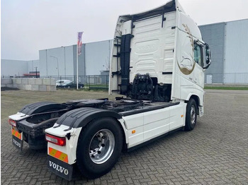 Trattore stradale Volvo FH 500 , euro 6 met hydrauliek en lage km stand......compleet uitgevoerd.....: foto 3 Trattore stradale Volvo FH 500 , euro 6 met hydrauliek en lage km stand......compleet uitgevoerd.....: foto 3