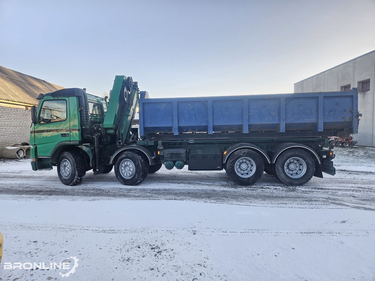 2002 Volvo FM12 8x4 Cable lift + Crane HMF - Camion con sistema di cavi, Camion con gru: foto 4 2002 Volvo FM12 8x4 Cable lift + Crane HMF - Camion con sistema di cavi, Camion con gru: foto 4
