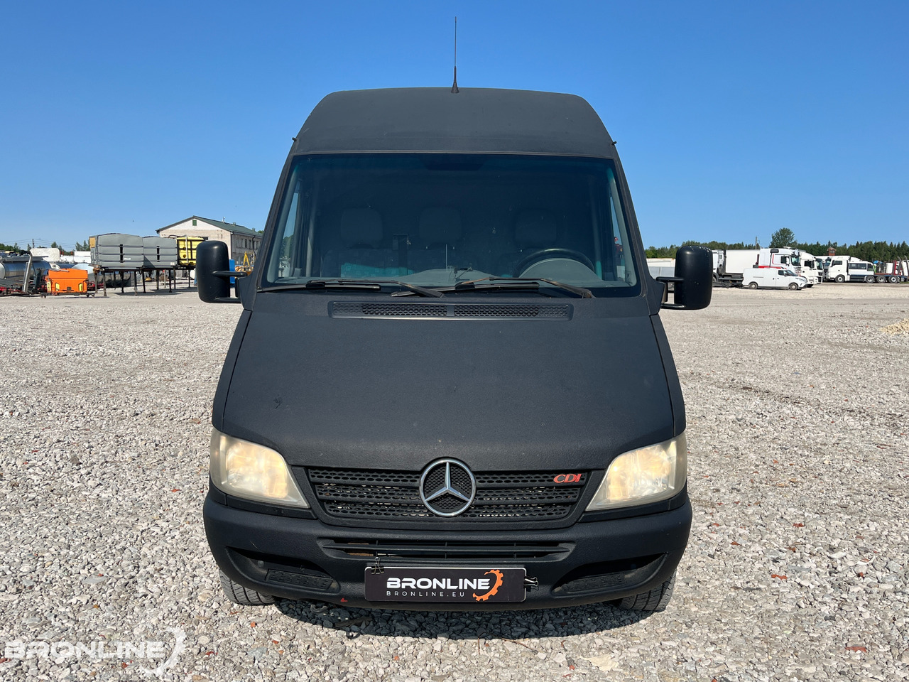 2004 Mercedes-Benz Sprinter 313 CDI 2.2d 95kW - Furgone chiuso: foto 3 2004 Mercedes-Benz Sprinter 313 CDI 2.2d 95kW - Furgone chiuso: foto 3