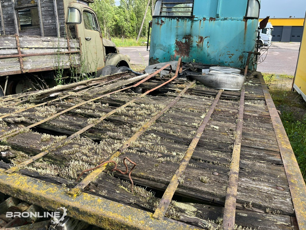 Vana Volvo veoauto - Autocarro con pianale/ Cassone fisso: foto 5 Vana Volvo veoauto - Autocarro con pianale/ Cassone fisso: foto 5