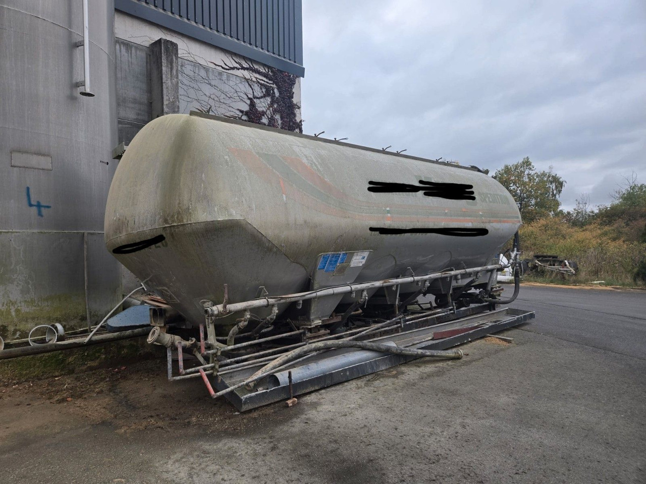 Feldbinder Silo Waage 31.000 Ltr - Semirimorchio silos: foto 1 Feldbinder Silo Waage 31.000 Ltr - Semirimorchio silos: foto 1