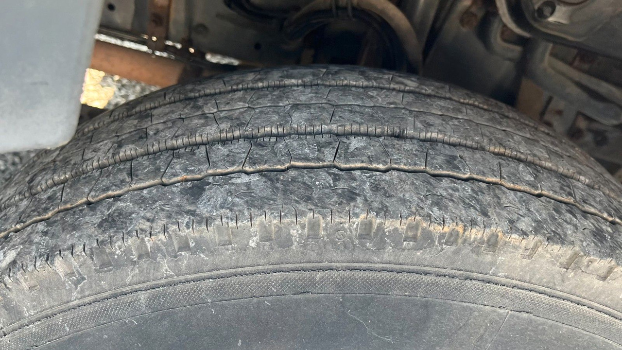 Furgone con cassone fisso MAN TGL 8.180 4x2 Kran Hiab Tempomat MAN TGL 8.180 4x2 Kran Hiab Tempomat: foto 9 Furgone con cassone fisso MAN TGL 8.180 4x2 Kran Hiab Tempomat MAN TGL 8.180 4x2 Kran Hiab Tempomat: foto 9