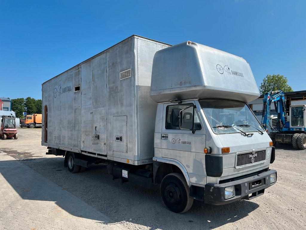 MAN VW-MAN LO2 Koffer Schlafkabine MAN VW-MAN LO2 Koffer Schlafkabine - Furgone box: foto 1 MAN VW-MAN LO2 Koffer Schlafkabine MAN VW-MAN LO2 Koffer Schlafkabine - Furgone box: foto 1