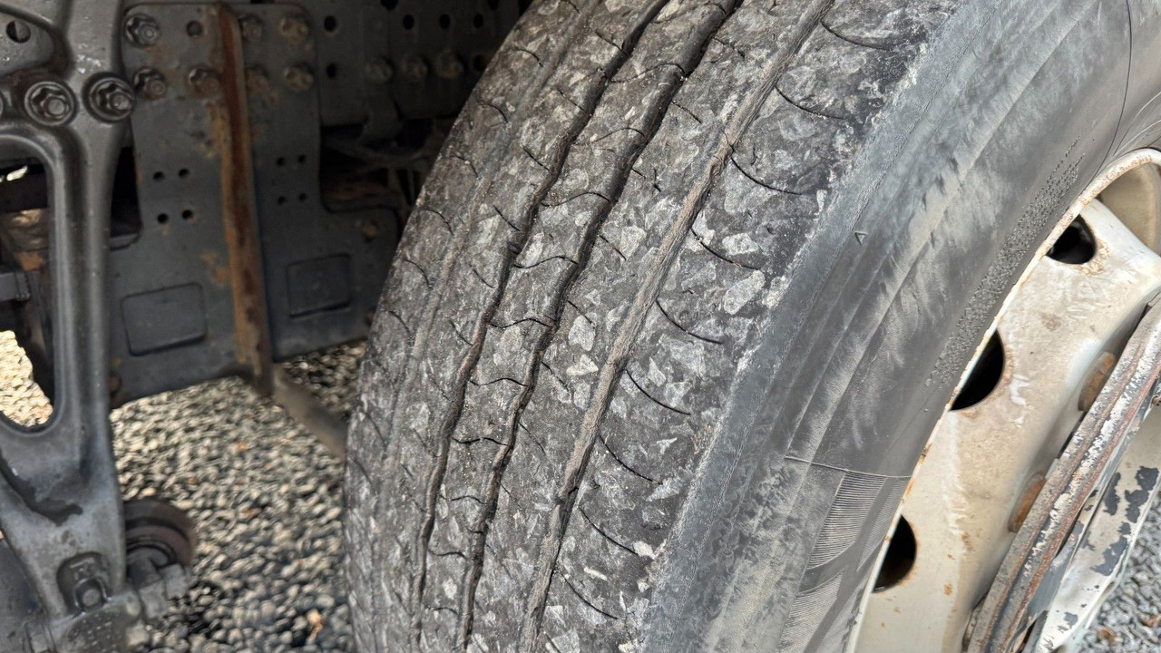 Autocarro ribaltabile Mercedes-Benz Antos 2740 Absetzkipper Lift- und Lenkachse: foto 11 Autocarro ribaltabile Mercedes-Benz Antos 2740 Absetzkipper Lift- und Lenkachse: foto 11