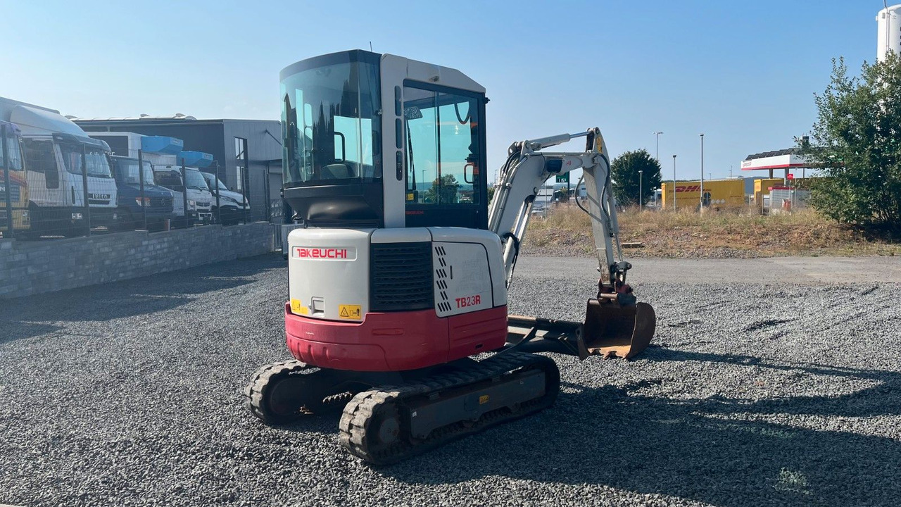 Takeuchi TB23R Minibagger 2670 Kg Takeuchi TB23R Minibagger 2670 Kg - Miniescavatore: foto 4 Takeuchi TB23R Minibagger 2670 Kg Takeuchi TB23R Minibagger 2670 Kg - Miniescavatore: foto 4