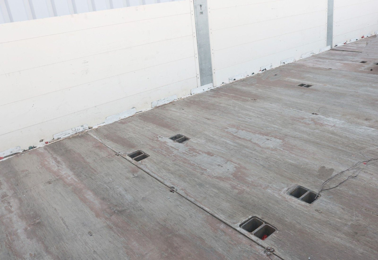 Mercedes-Benz Antos 2641L Prits. / Staplerhaltg. Stahltransp. - Autocarro con pianale/ Cassone fisso: foto 4 Mercedes-Benz Antos 2641L Prits. / Staplerhaltg. Stahltransp. - Autocarro con pianale/ Cassone fisso: foto 4