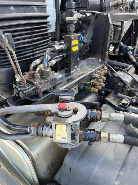 MAN TGS 33.480 6x4 Wechselsystem MAN TGS 33.480 6x4 Wechselsystem - Autocarro ribaltabile: foto 4 MAN TGS 33.480 6x4 Wechselsystem MAN TGS 33.480 6x4 Wechselsystem - Autocarro ribaltabile: foto 4