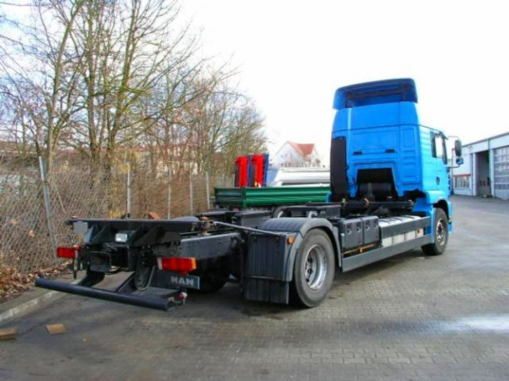 MAN 18.410 TGA2 Achs BDF- LKW - Autocarro portacontainer/ Caisse interchangeable: foto 3 MAN 18.410 TGA2 Achs BDF- LKW - Autocarro portacontainer/ Caisse interchangeable: foto 3