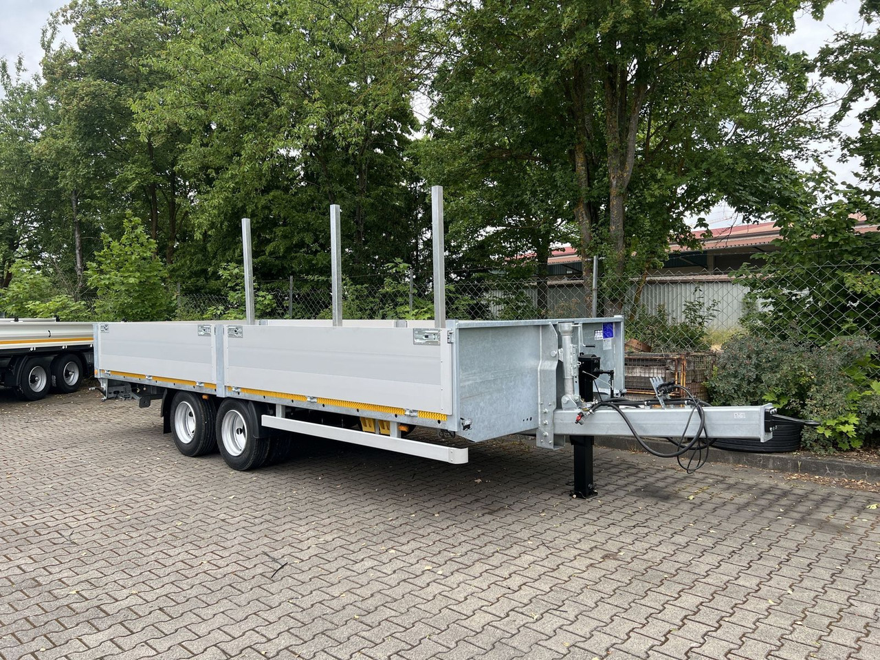 Möslein 14,4 t Tandem- Pritschenanhänger- Tieflader - Rimorchio pianale/ Cassonato: foto 3 Möslein 14,4 t Tandem- Pritschenanhänger- Tieflader - Rimorchio pianale/ Cassonato: foto 3