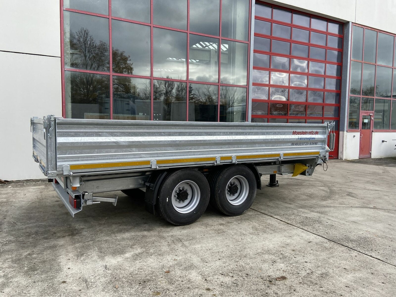 Möslein 14 t Tandemkipper Tieflader Breite Reifen-- Neu - Rimorchio ribaltabile: foto 4 Möslein 14 t Tandemkipper Tieflader Breite Reifen-- Neu - Rimorchio ribaltabile: foto 4