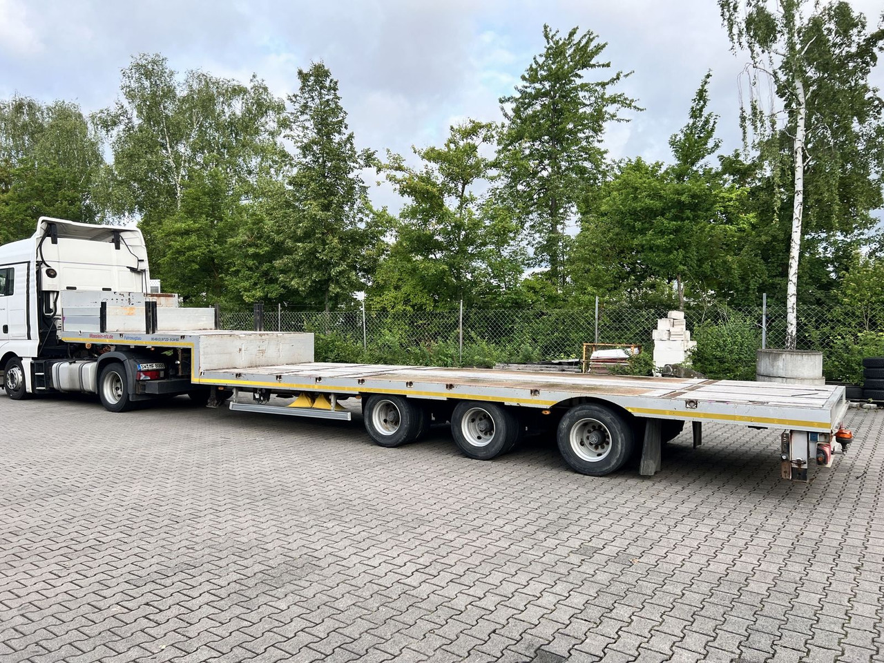 Möslein 3 Achs Satteltieflader - Semirimorchio pianale ribassato: foto 3 Möslein 3 Achs Satteltieflader - Semirimorchio pianale ribassato: foto 3