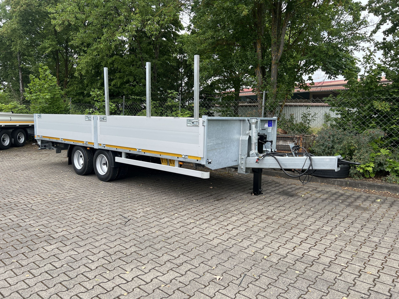 Möslein THT 14,4 G 7,20 L 14,4 t Tandem- Pritschenanhänger- Tieflader - Rimorchio pianale/ Cassonato: foto 5 Möslein THT 14,4 G 7,20 L 14,4 t Tandem- Pritschenanhänger- Tieflader - Rimorchio pianale/ Cassonato: foto 5