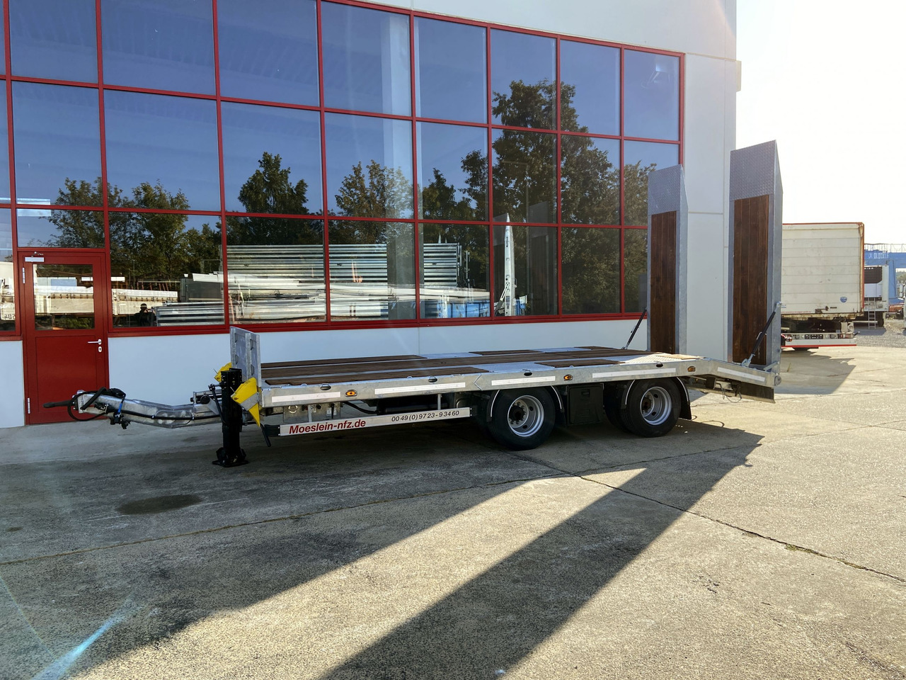 Möslein TT21- 7,2 21 t Tandemtieflader, Luftgefedert, NEU - Rimorchio pianale ribassato: foto 1 Möslein TT21- 7,2 21 t Tandemtieflader, Luftgefedert, NEU - Rimorchio pianale ribassato: foto 1