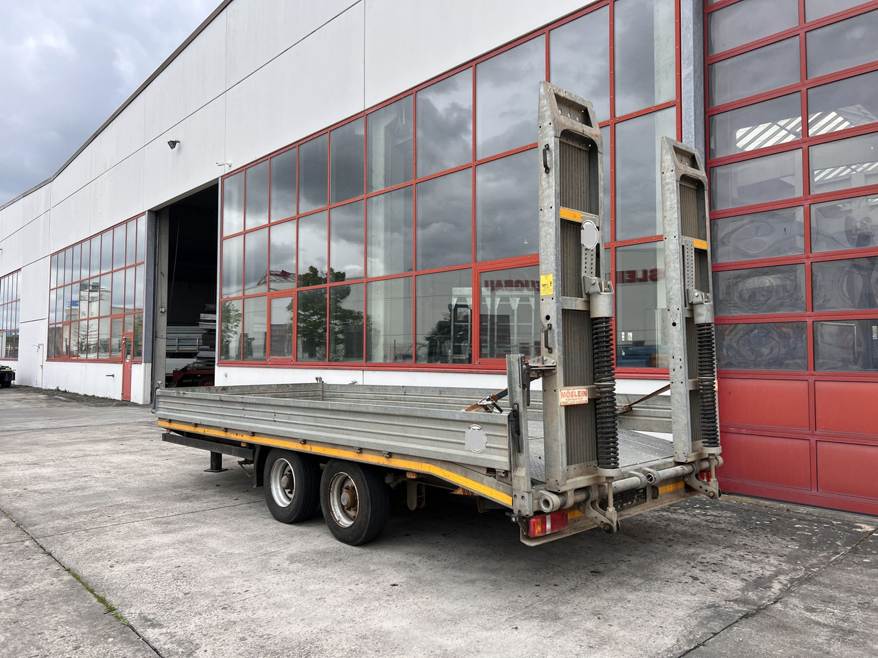 Möslein TTS 13 Schwebheim 13 t Tandemtieflader - Rimorchio pianale ribassato: foto 5 Möslein TTS 13 Schwebheim 13 t Tandemtieflader - Rimorchio pianale ribassato: foto 5