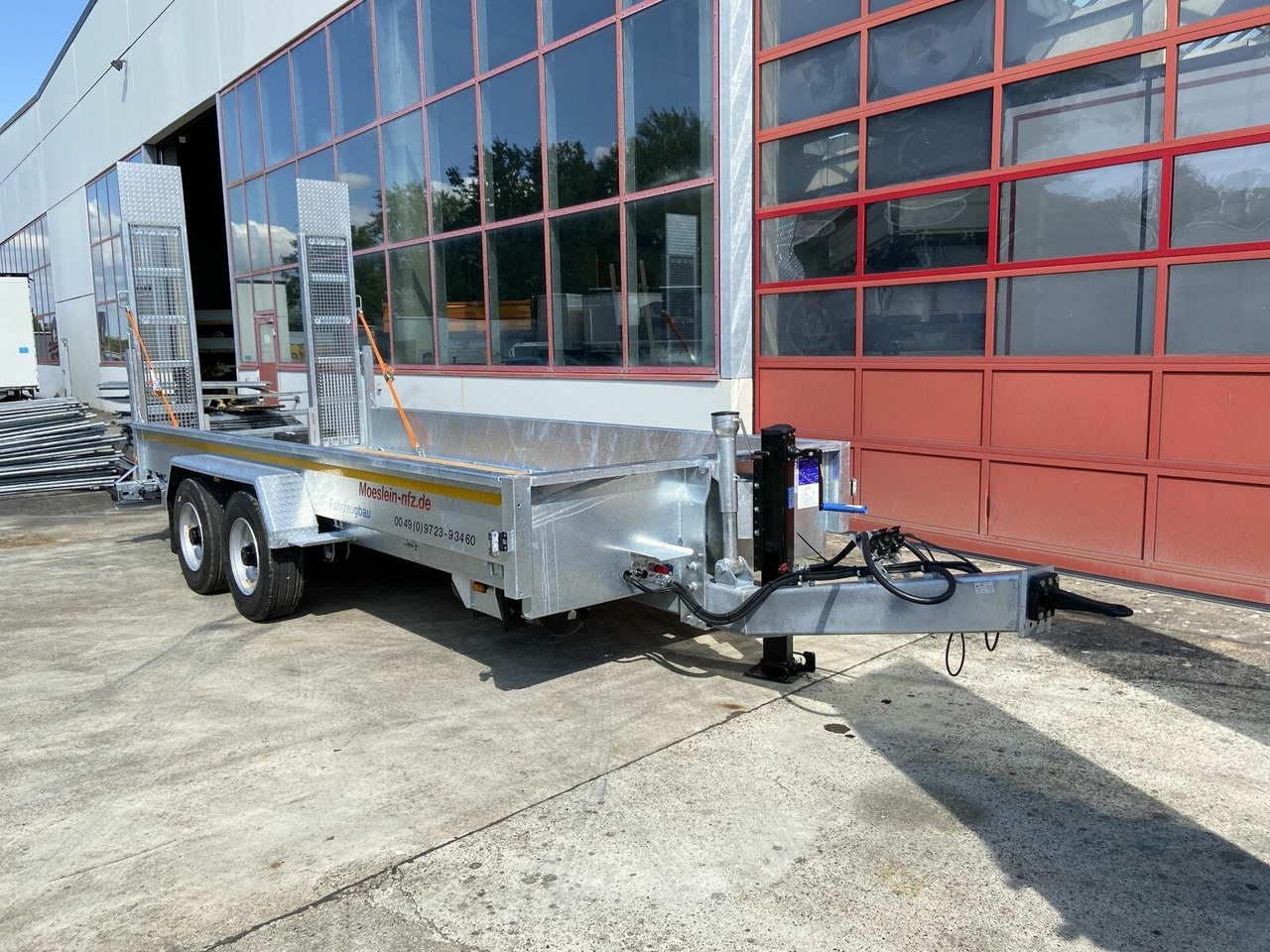 Möslein Tandemtieflader5,50 m x 2 m, Feuerverzinkt - Rimorchio pianale ribassato: foto 3 Möslein Tandemtieflader5,50 m x 2 m, Feuerverzinkt - Rimorchio pianale ribassato: foto 3