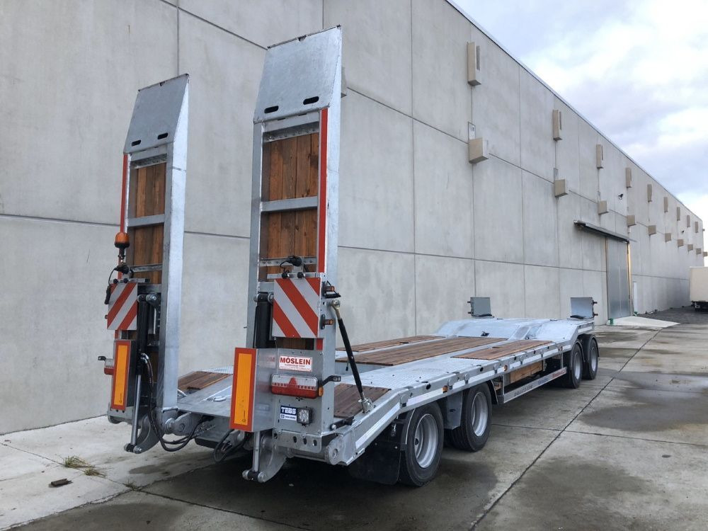 Möslein neuer 4 Achs Tieflader hydraulischen Rampen - Rimorchio pianale ribassato: foto 5 Möslein neuer 4 Achs Tieflader hydraulischen Rampen - Rimorchio pianale ribassato: foto 5