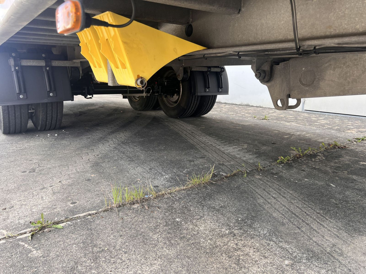 Rimorchio pianale ribassato Müller-Mitteltal  14 t Tandemtieflader, wenig Benutzt: foto 10