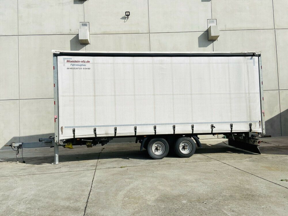 Tandem- Schiebeplanenanhänger zum Durchladen - Rimorchio centinato: foto 1 Tandem- Schiebeplanenanhänger zum Durchladen - Rimorchio centinato: foto 1