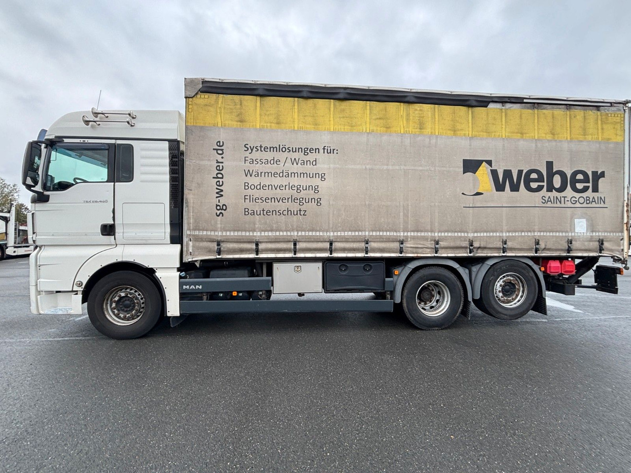 MAN TGX 26.480 mit Ladebordwand - Camion centinato: foto 3 MAN TGX 26.480 mit Ladebordwand - Camion centinato: foto 3