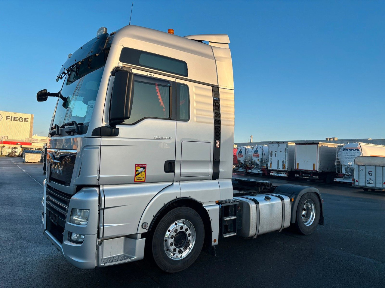 MAN TGX 18.510 XXL Retarder ACC LGS - Trattore stradale: foto 2 MAN TGX 18.510 XXL Retarder ACC LGS - Trattore stradale: foto 2