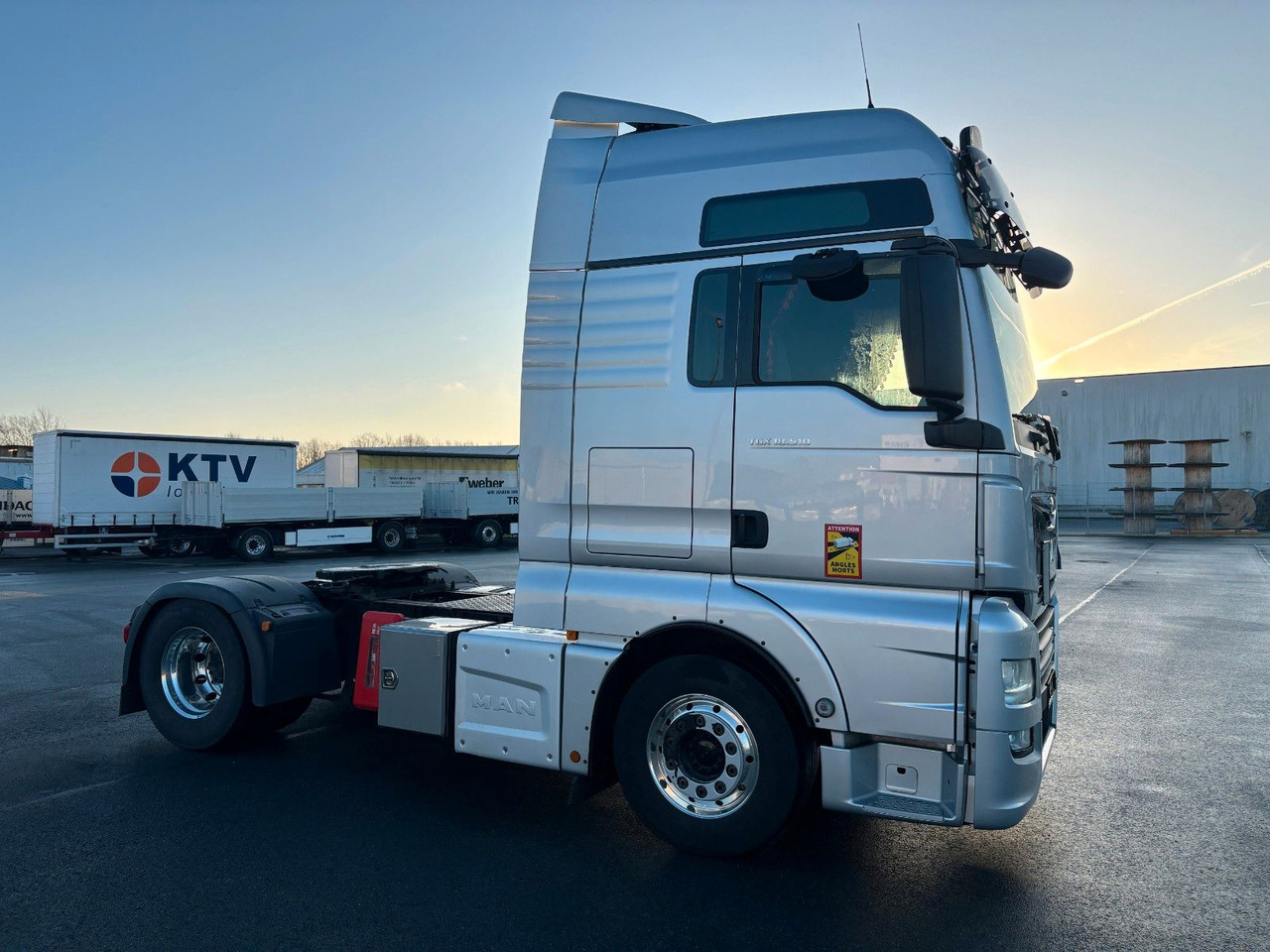 MAN TGX 18.510 XXL Retarder ACC LGS - Trattore stradale: foto 1 MAN TGX 18.510 XXL Retarder ACC LGS - Trattore stradale: foto 1