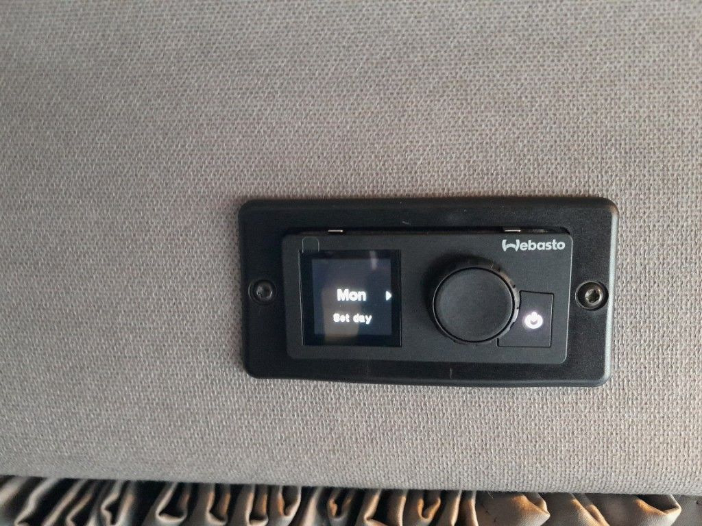 Leasing di  DAF FA XB 290 16t Spier Plywoodkoffer DAF FA XB 290 16t Spier Plywoodkoffer: foto 23