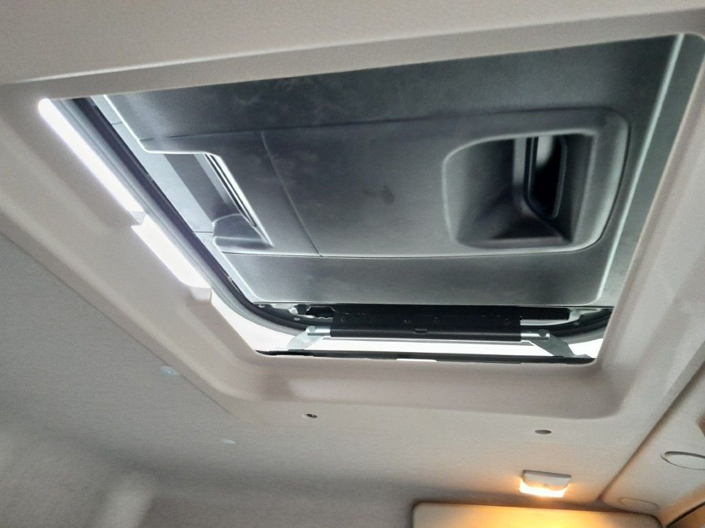 Leasing di  DAF FA XB 290 16t Spier Plywoodkoffer DAF FA XB 290 16t Spier Plywoodkoffer: foto 24