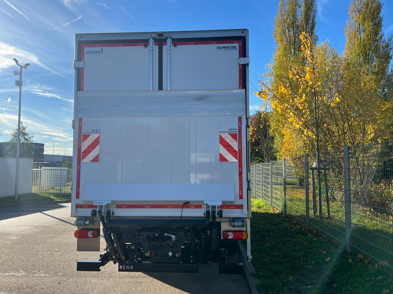 DAF FA XB 310 18t Kress Kühlaufbau - Autocarro frigorifero: foto 5 DAF FA XB 310 18t Kress Kühlaufbau - Autocarro frigorifero: foto 5