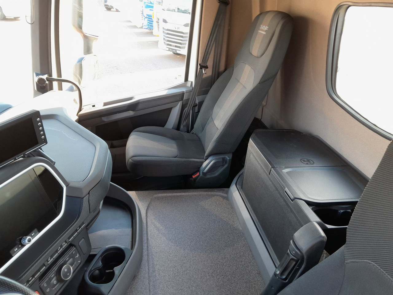 Leasing di  DAF FA XDC 450 DAF FA XDC 450: foto 11