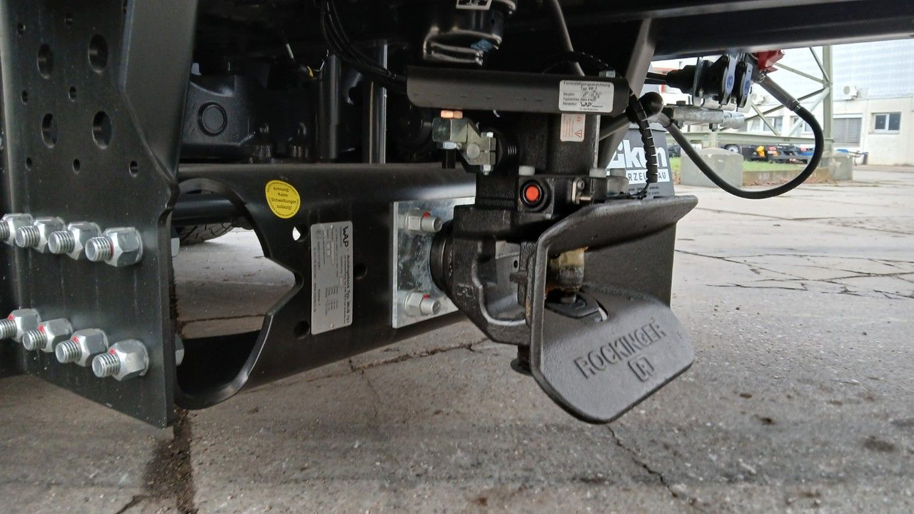 Autocarro trasporto di bevande DAF FAN XG 480 Swing-Board-Aufbau Mitnahmestapler: foto 7 Autocarro trasporto di bevande DAF FAN XG 480 Swing-Board-Aufbau Mitnahmestapler: foto 7