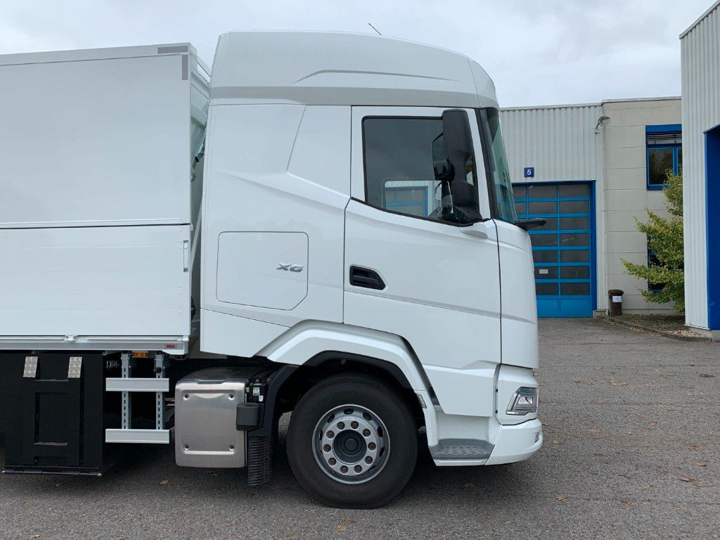 DAF FAN XG 480 Swing-Board mit LBW - Autocarro trasporto di bevande: foto 3 DAF FAN XG 480 Swing-Board mit LBW - Autocarro trasporto di bevande: foto 3