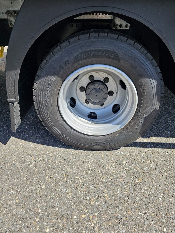 Leasing di DAF LF 210 7,49t Spier Pritsche-Plane LBW Tageszulas DAF FA LF 210 08t Spier Pritsche mit LBW DAF LF 210 7,49t Spier Pritsche-Plane LBW Tageszulas DAF FA LF 210 08t Spier Pritsche mit LBW: foto 22