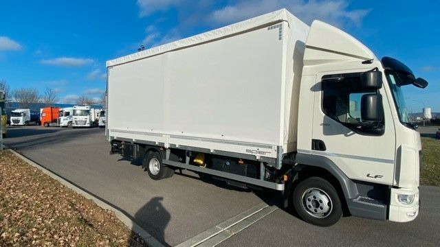 DAF LF 210 8t Pritsche-Plane LBW Tageszulassung DAF FA LF 210 08t Spier Pritsche-Plane - Camion centinato: foto 2 DAF LF 210 8t Pritsche-Plane LBW Tageszulassung DAF FA LF 210 08t Spier Pritsche-Plane - Camion centinato: foto 2