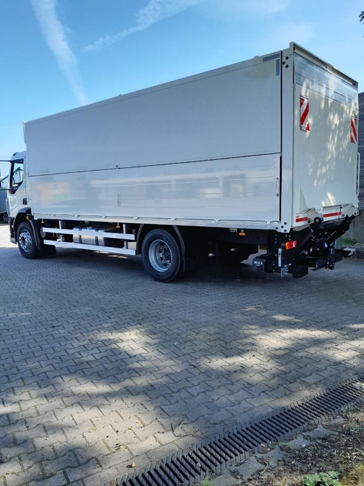 DAF XB 310 FA 18t Getränkeaufbau DAF XB 310 FA 18t Getränkeaufbau - Autocarro trasporto di bevande: foto 4 DAF XB 310 FA 18t Getränkeaufbau DAF XB 310 FA 18t Getränkeaufbau - Autocarro trasporto di bevande: foto 4