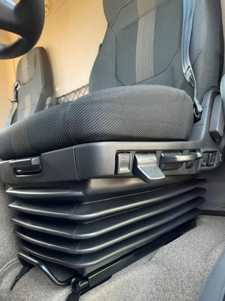 Leasing di DAF XB 310 FA 18t Getränkeaufbau DAF XB 310 FA 18t Getränkeaufbau DAF XB 310 FA 18t Getränkeaufbau DAF XB 310 FA 18t Getränkeaufbau: foto 7