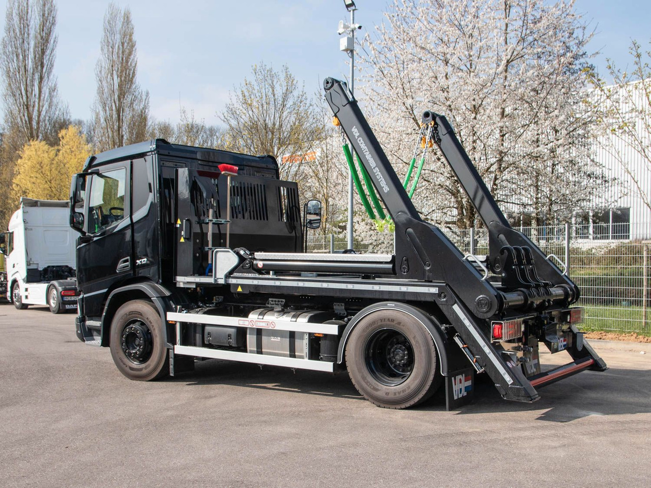 Autocarro multibenna nuovo DAF XD 410 FA Absetzkipper DAF XD 410 FA Absetzkipper: foto 6