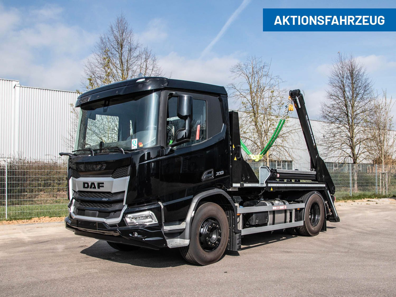 DAF XD 410 FA Absetzkipper DAF XD 410 FA Absetzkipper - Autocarro multibenna: foto 1 DAF XD 410 FA Absetzkipper DAF XD 410 FA Absetzkipper - Autocarro multibenna: foto 1