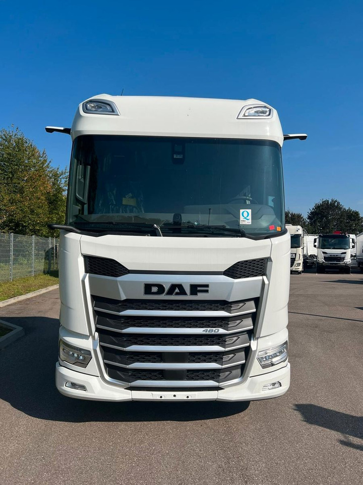 DAF XF 480 FAN Mutliwechsler 1020-1320 DAF XF 480 FAN Mutliwechsler 1020-1320 - Autocarro portacontainer/ Caisse interchangeable: foto 3 DAF XF 480 FAN Mutliwechsler 1020-1320 DAF XF 480 FAN Mutliwechsler 1020-1320 - Autocarro portacontainer/ Caisse interchangeable: foto 3