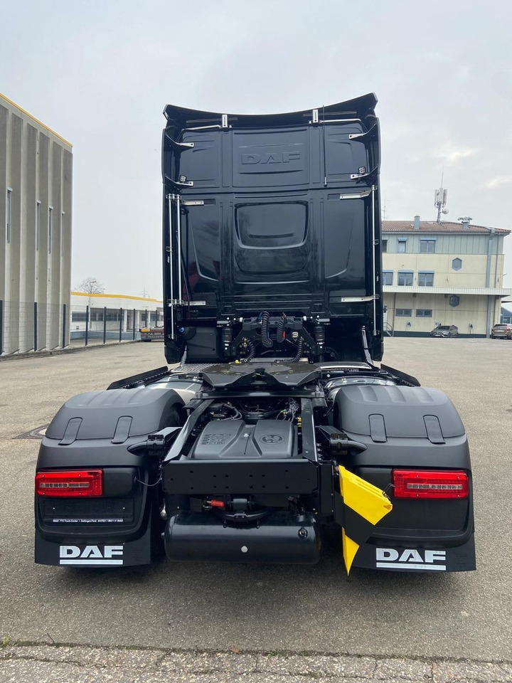 DAF XG+ 530 FT Edition Black DAF XG 530 FT Edition Black - Trattore stradale: foto 5 DAF XG+ 530 FT Edition Black DAF XG 530 FT Edition Black - Trattore stradale: foto 5