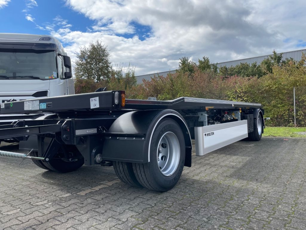 Wielton 2-Achs Außenroller-Abrollanhänger Wielton 2-Achs Außenroller-Abrollanhänger - Rimorchio scarrabile/ Multibenna: foto 1 Wielton 2-Achs Außenroller-Abrollanhänger Wielton 2-Achs Außenroller-Abrollanhänger - Rimorchio scarrabile/ Multibenna: foto 1