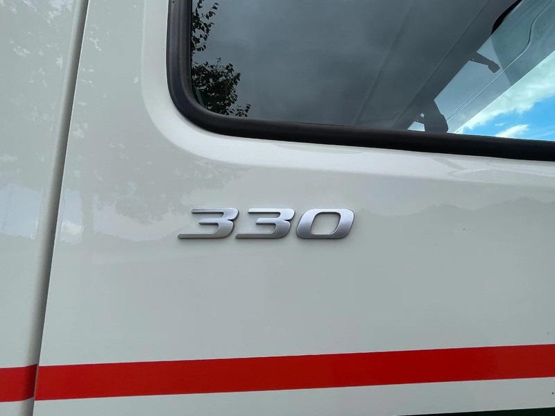 Leasing di DAF CF 330 6X2 2017 schmitz + thermo-king T1200 DAF CF 330 6X2 2017 schmitz + thermo-king T1200: foto 15 Leasing di DAF CF 330 6X2 2017 schmitz + thermo-king T1200 DAF CF 330 6X2 2017 schmitz + thermo-king T1200: foto 15