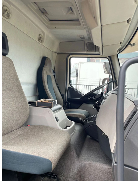 Leasing di Volvo FL 210 euro 6 2015 Volvo FL 210 euro 6 2015: foto 17