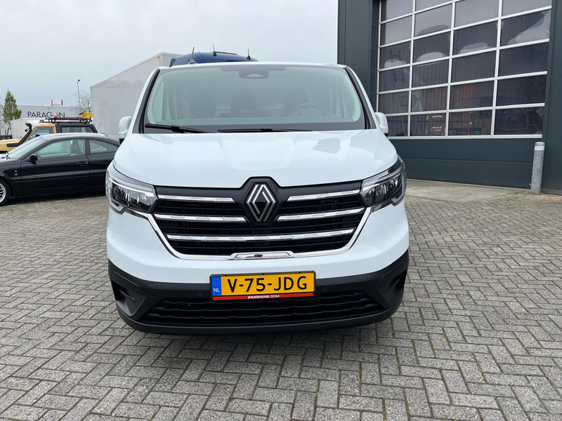 Renault Trafic E-Tech Red L2 H1, Nieuwstaat/New condition, Lees omschrijving/Read description - Furgoncino, Furgone elettrico: foto 4 Renault Trafic E-Tech Red L2 H1, Nieuwstaat/New condition, Lees omschrijving/Read description - Furgoncino, Furgone elettrico: foto 4