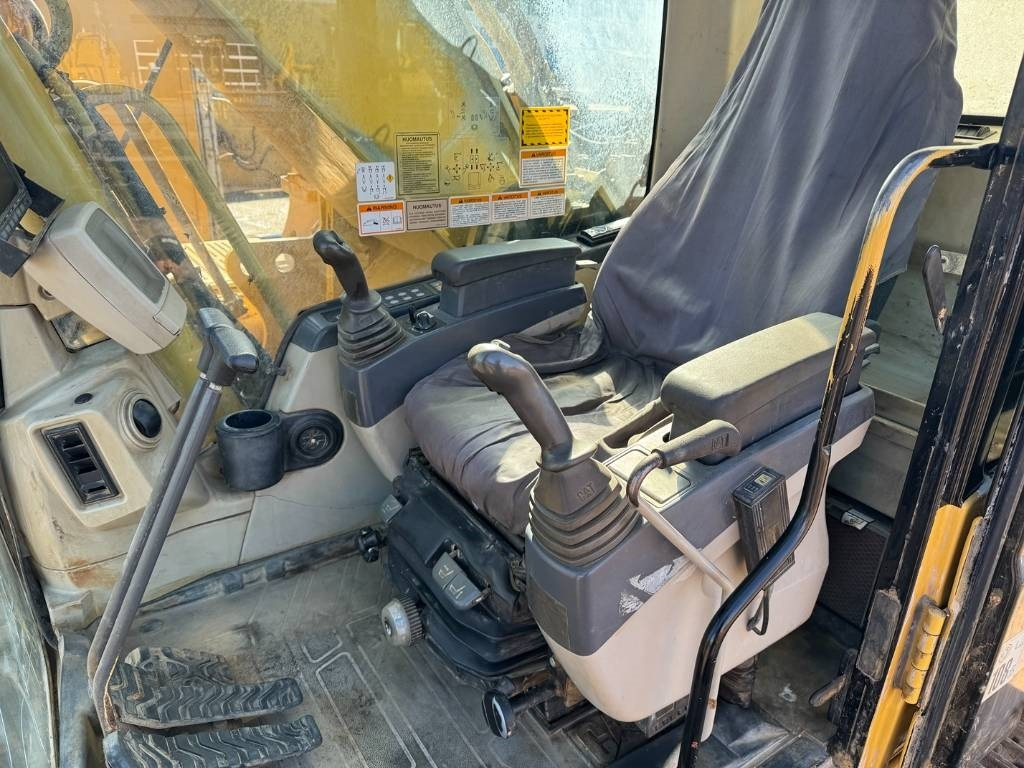 Escavatore CAT 330CL 18M LONG REACH BOOM: foto 19 Escavatore CAT 330CL 18M LONG REACH BOOM: foto 19