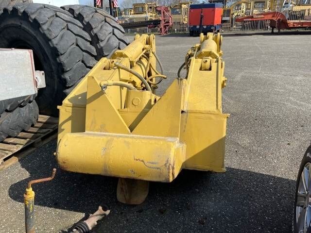 CAT D 8 R Ripper - Scarificatore per Macchina da cantiere: foto 2 CAT D 8 R Ripper - Scarificatore per Macchina da cantiere: foto 2