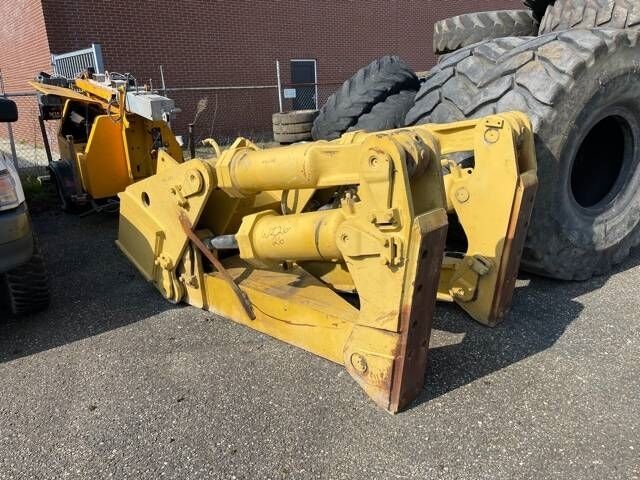 CAT D 8 R Ripper - Scarificatore per Macchina da cantiere: foto 1 CAT D 8 R Ripper - Scarificatore per Macchina da cantiere: foto 1