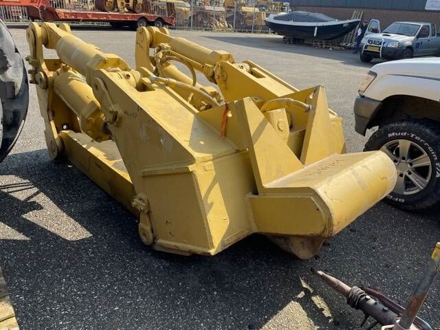 CAT D 8 R Ripper - Scarificatore per Macchina da cantiere: foto 3 CAT D 8 R Ripper - Scarificatore per Macchina da cantiere: foto 3