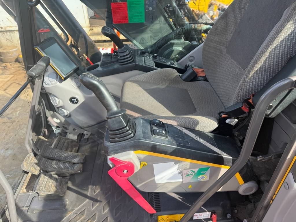 Escavatore cingolato Volvo EC 160 E L ( 3.451 ORIGINAL HOURS ): foto 21
