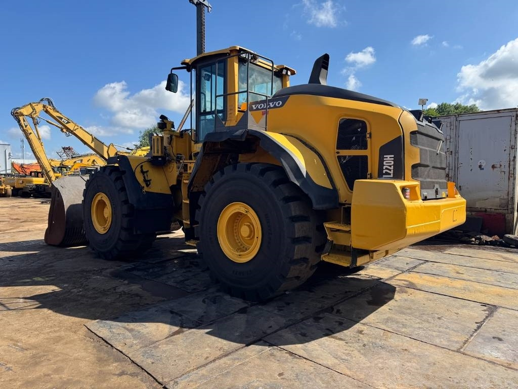 Volvo L 220 H ( WITH NEW TYRES ) - Pala gommata: foto 3 Volvo L 220 H ( WITH NEW TYRES ) - Pala gommata: foto 3