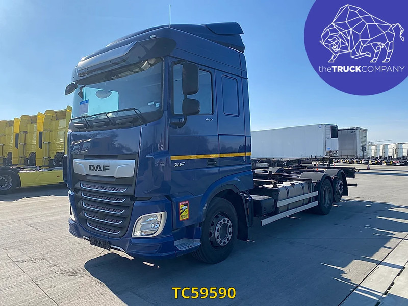 DAF XF Euro6 480 - Autocarro portacontainer/ Caisse interchangeable: foto 1 DAF XF Euro6 480 - Autocarro portacontainer/ Caisse interchangeable: foto 1